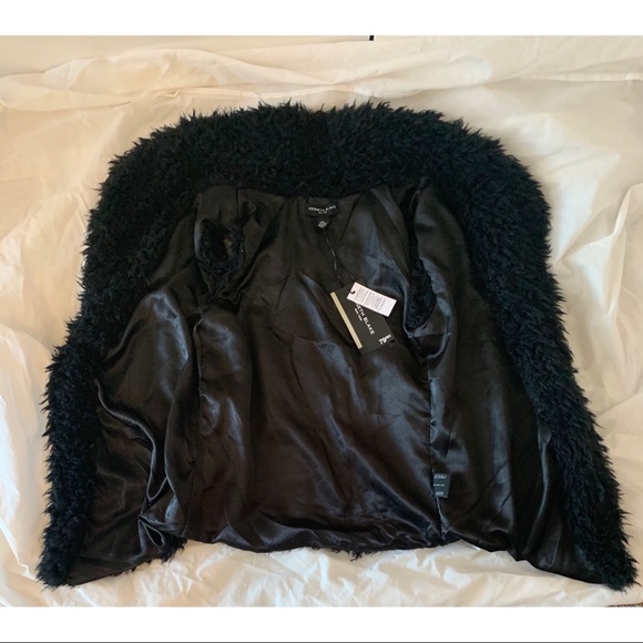 Black furry vest - Picture 8 of 13